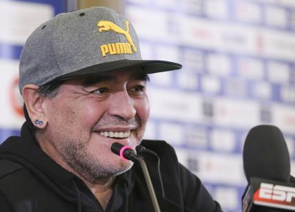 Diego Maradona è morto. Messi, Moggi, Platini, Milan e Napoli... Le reazioni