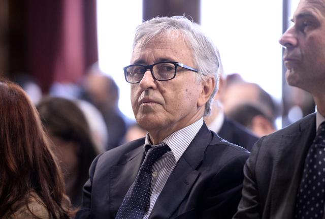 Castellucci indagato per crollo gallerie: ora rischia 4 processi. E Avellino..