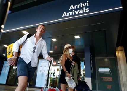 Virus, paura all'aeroporto di Fiumicino: positivo giovane rientrato da Malta