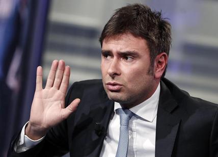 Di Battista, siluro su Renzi: "Non è più un politico, ma un lobbysta". VIDEO