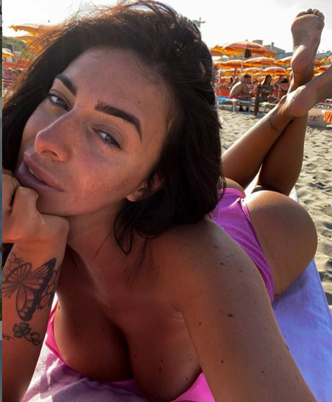 ALESSIA MESSINA (Instagram) ALESSIA MESSINA (Instagram)
