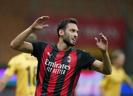 Calhanoglu e Donnarumma, svolta Milan sui rinnovi. Ibrahimovic e Mandzukic...