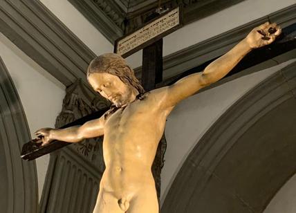 Firenze, in Santo Spirito la mostra con il crocifisso di Lorenzo Puglisi