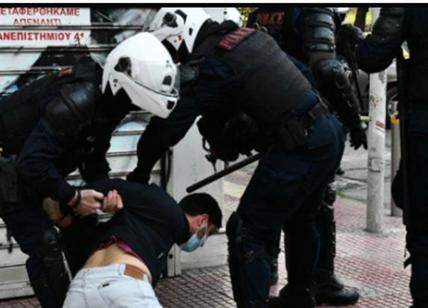 Grecia, repressione della polizia contro i comunisti