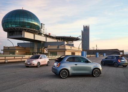 Nuova 500 3+ 1 debutta al Lingotto