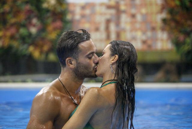 GRANDE FRATELLO VIP 5 - Elisabetta Gregoraci e Pierpaolo Pretelli (Lapresse) GRANDE FRATELLO VIP 5 - Elisabetta Gregoraci e Pierpaolo Pretelli (Lapresse)