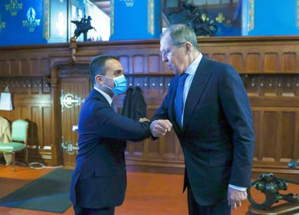 Di Maio a Mosca incontra Lavrov e Manturov: "Dialogo politico e investimenti"