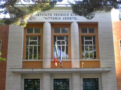latina liceo latina liceo