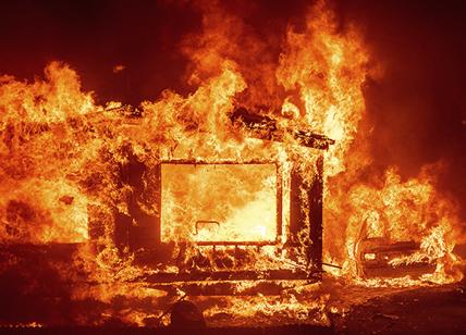 Usa, la California colpita da incendi, dal Coronavirus e mancanza di corrente