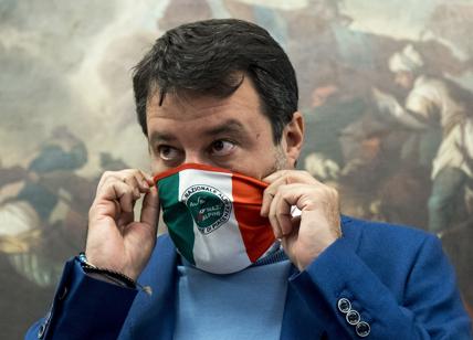 Covid, Salvini: "Italia in arancione? Basta panico, chiusure circoscritte" Covid, Salvini: "Italia in arancione? Basta panico, chiusure circoscritte"