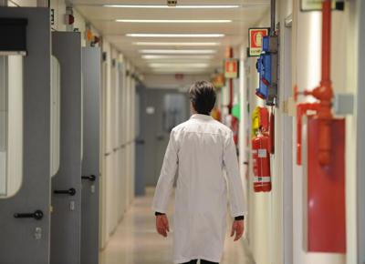 medico schiena