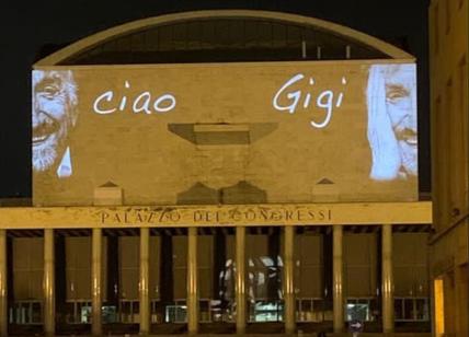 Gigi Proietti: un omaggio al mattatore romano anche sul Palazzo dei Congressi