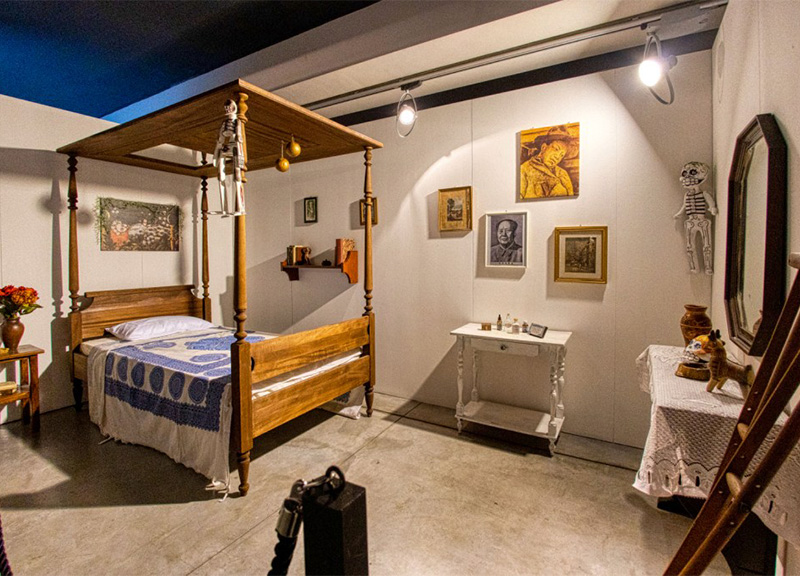 Ricostruzione camera da letto di Frida Kahlo