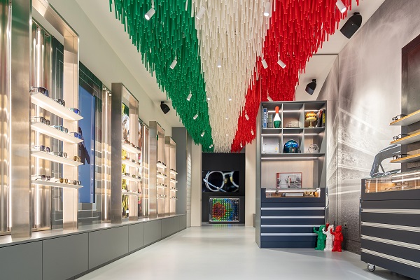 Store Italia Independent