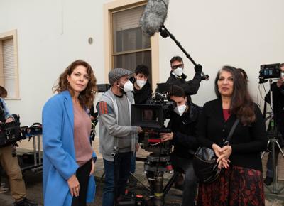 SULLA GIOSTRA Claudia Gerini Lucia Sardo