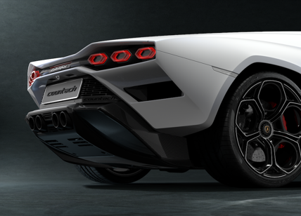 Pirelli: 50 anni insieme alla Lamborghini Countach