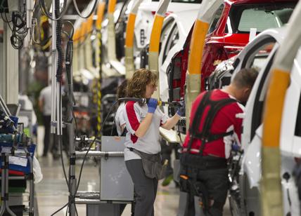 Ford taglia 3.600 posti di lavoro in Europa, ma investe 3,5 mld in Usa