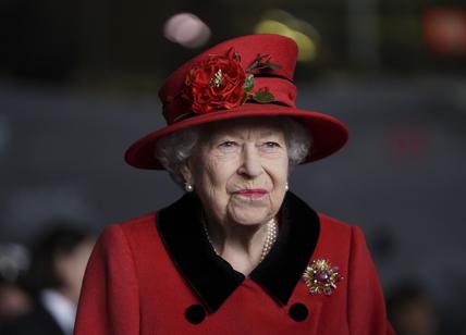 Royal Family news, alla Regina Elisabetta vietato l'amato Martini Dry