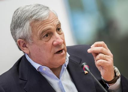 Tajani (Fi): "Se qualcuno esce dal governo si va a votare". Intervista