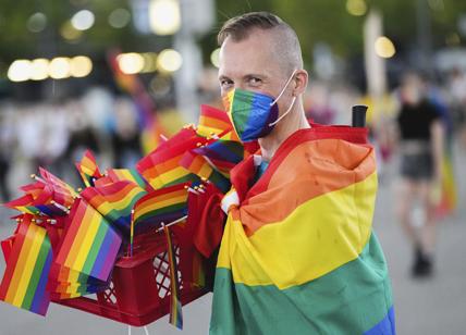 L'Ungheria pro Lgbt+ sfida Orban, migliaia in piazza: "L'Europa ci guarda"