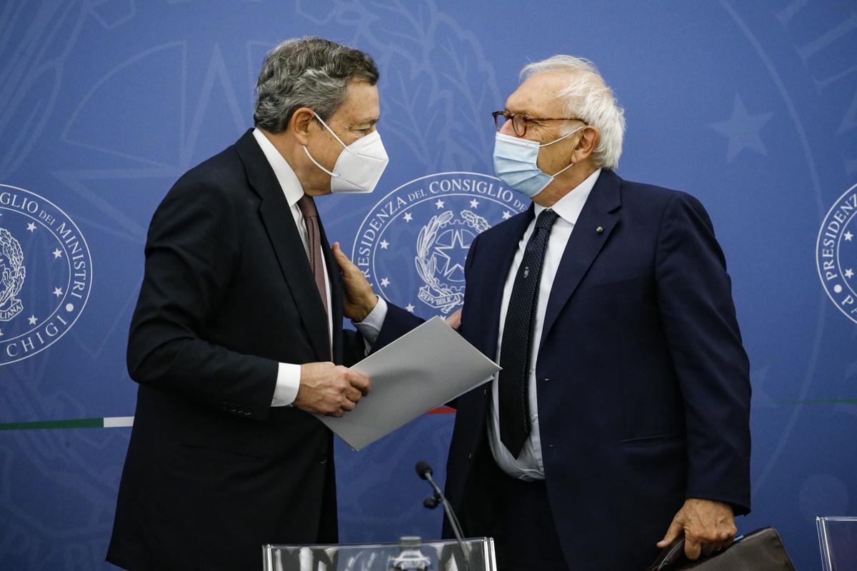 Mario Draghi Patrizio Bianchi Lapresse Mario Draghi Patrizio Bianchi Lapresse