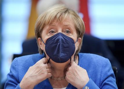 "Riciclaggio, Merkel coinvolta". Su WhatsApp torna la fake sulla Cancelliera