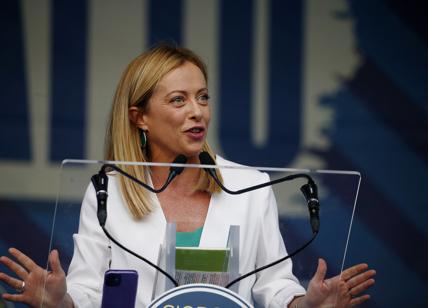 Giorgia Meloni riempie le piazze del centrodestra