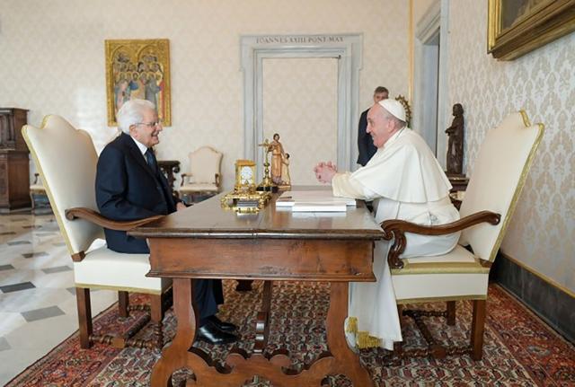 Sergio Mattarella e Papa Francesco
