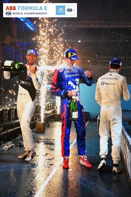 FE, ePrix Londra, In Gara 1 vince la BMW di Dennis