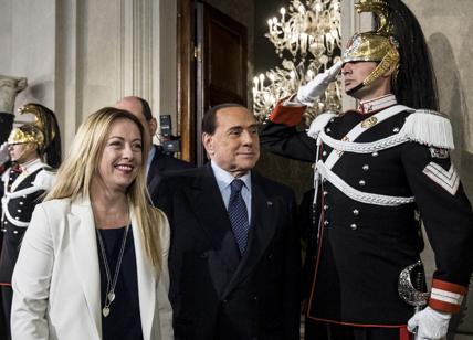 Governo, bomba Meloni: "Berlusconi? Non sono ricattabile..." - VIDEO