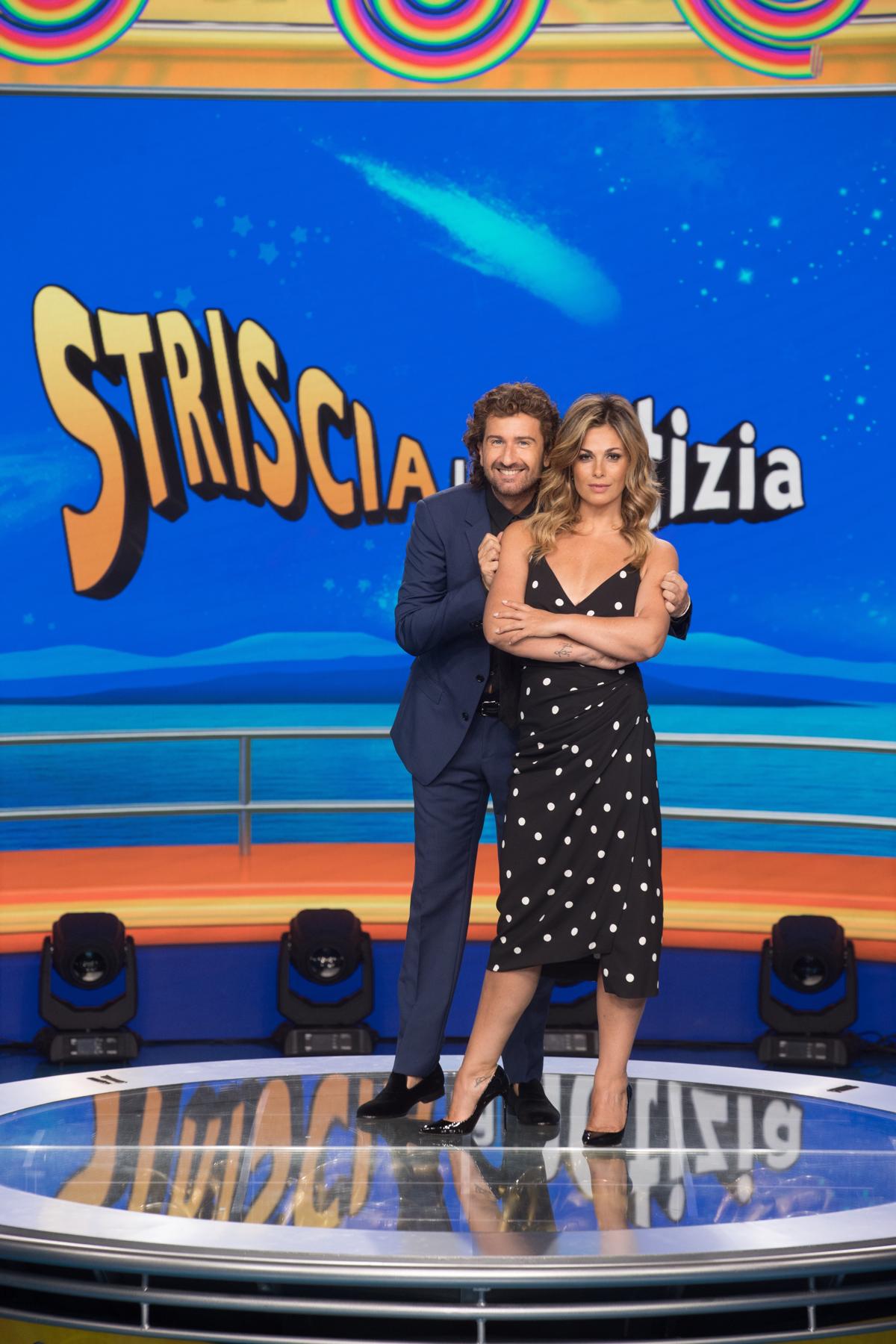 Alessandro Siani e Vanessa Incontrada - Striscia la Notizia Alessandro Siani e Vanessa Incontrada - Striscia la Notizia