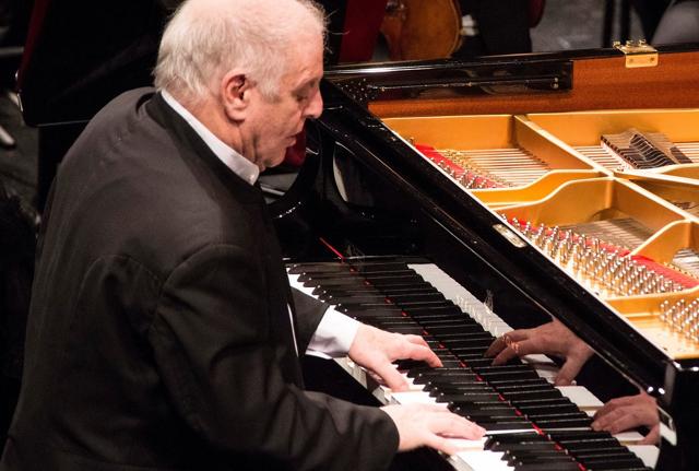 Daniel Barenboim Daniel Barenboim