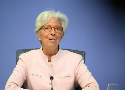 Lagarde: "Prezzi energia giù da metà 2022, per inflazione ci vorrà più tempo"