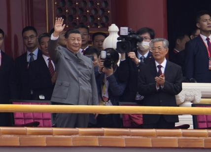 Cina, duro colpo dal Pcc all'era Mao e "con Taiwan ci sarà la riunificazione"