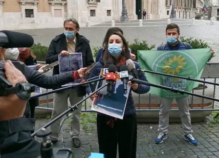 Cingolani, i Verdi chiedono le sue dimissioni: "Altroché emissioni 0". VIDEO