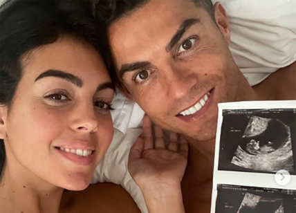 Cristiano Ronaldo di nuovo papà: Georgina incinta di due gemelli