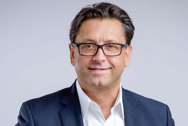 Paul Hudson ad Sanofi Paul Hudson ad Sanofi