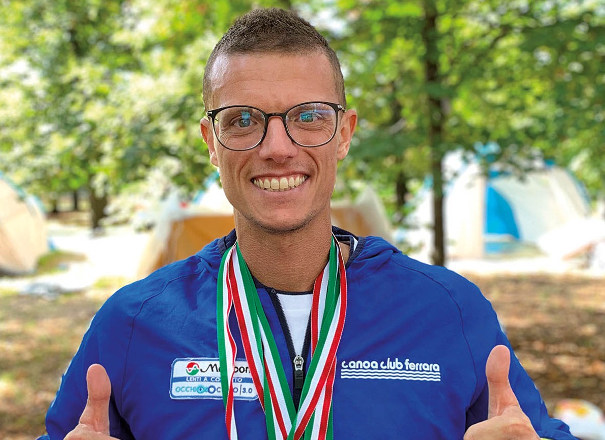 Daniele Nasole mostra con orgoglio le medaglie vinte al Campionato Italiano di Paracanoa, Milano 2019 Daniele Nasole mostra con orgoglio le medaglie vinte al Campionato Italiano di Paracanoa, Milano 2019