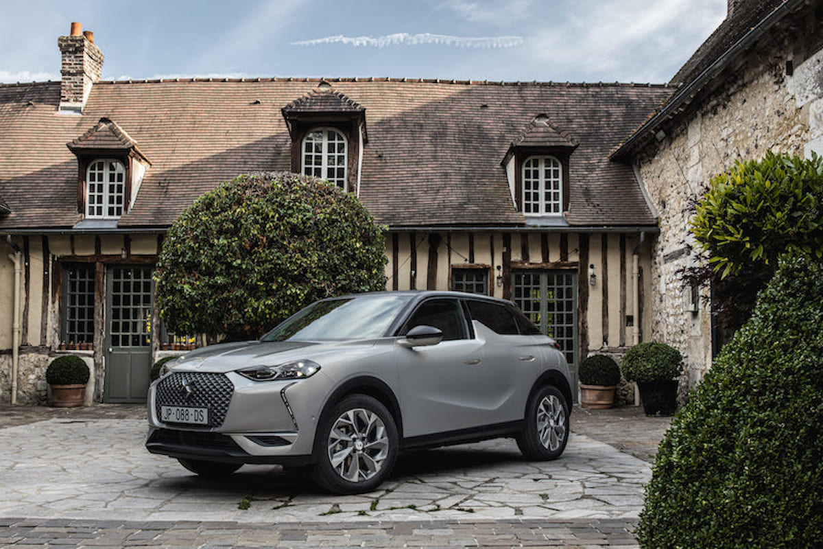 DS 3 CROSSBACK E TENSE Comfort e dinamismo full electric 1 1