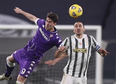 Dusan Vlahovic Leonardo Bonucci Fiorentina Juventus