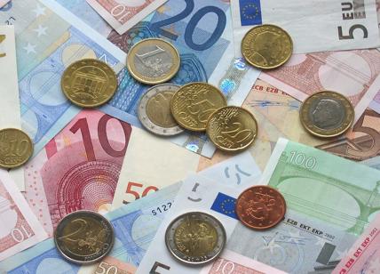 Aumento prezzi euro: dopo 20 anni ecco quanto e cosa paghiamo di più