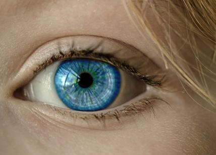 Primo occhio stampato in 3D impiantato in un paziente: "Meglio dell'acrilico"