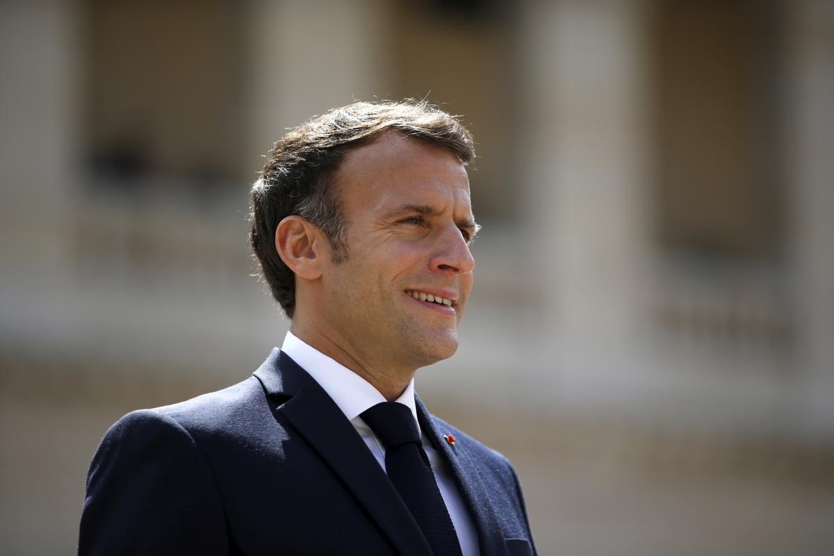 France, le groupe pro Zemmour est né à Sciences Po.  Macron en tête dans les sondages