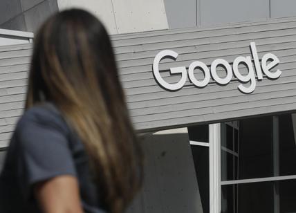 Google, violato il diritto d'autore: multa da 500 milioni in Francia