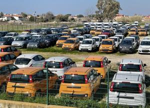 Tre italiani su quattro non cambieranno auto entro l’anno