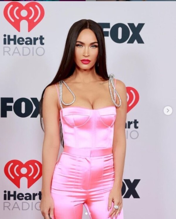 Fonte Instagram Megan Fox Fonte Instagram Megan Fox