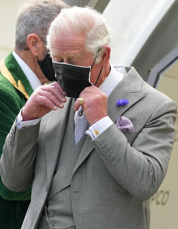 Ascot , Il Principe Carlo e ...............la Mascherina