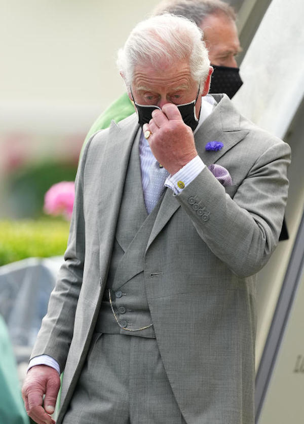 Ascot , Il Principe Carlo e ...............la Mascherina