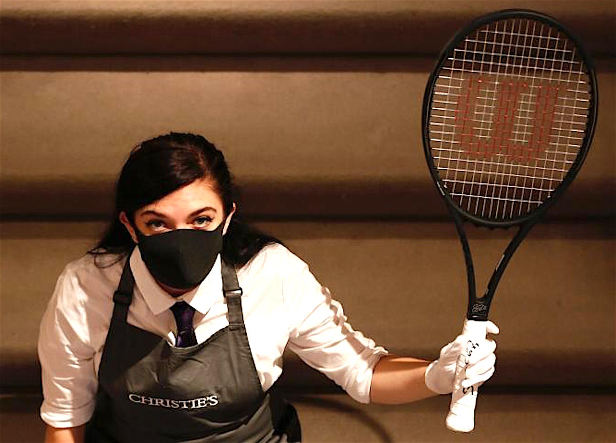 Londra. Gli effetti personali di Roger Federer all'asta da Christie's