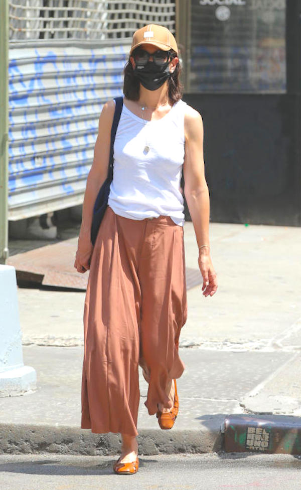 New York,Suri Cruise, 15 anni , ormai è alta come la mamma Katie Holmes
